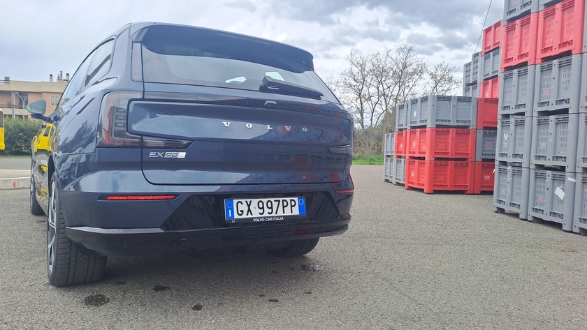 Volvo EX90