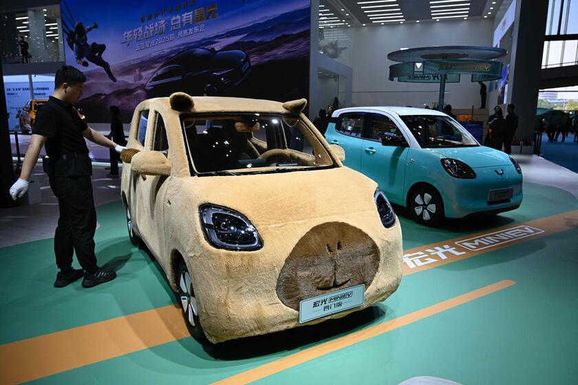 Cina, a Shangai il salone internazionale dell'automobile