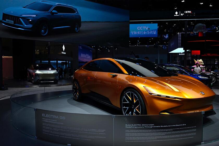 Cina, a Shangai il salone internazionale dell'automobile