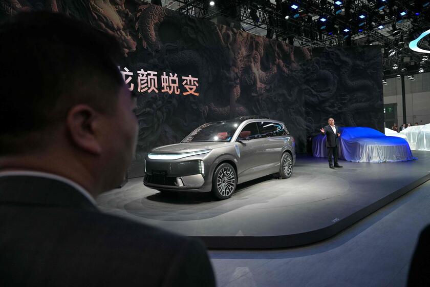 Cina, a Shangai il salone internazionale dell'automobile