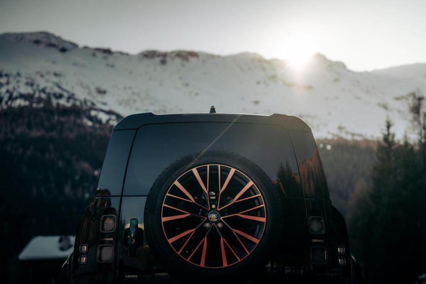 Defender 90 AZNOM City Escape
