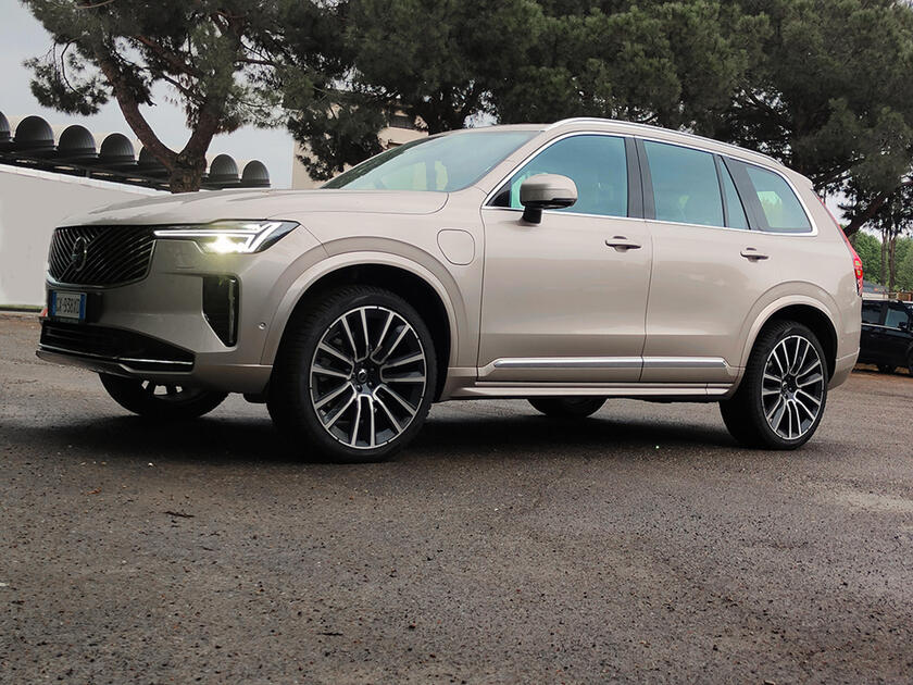 Volvo XC90 T8 Phev
