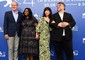 Il regista Guillermo Del Toro con il cast del film © ANSA