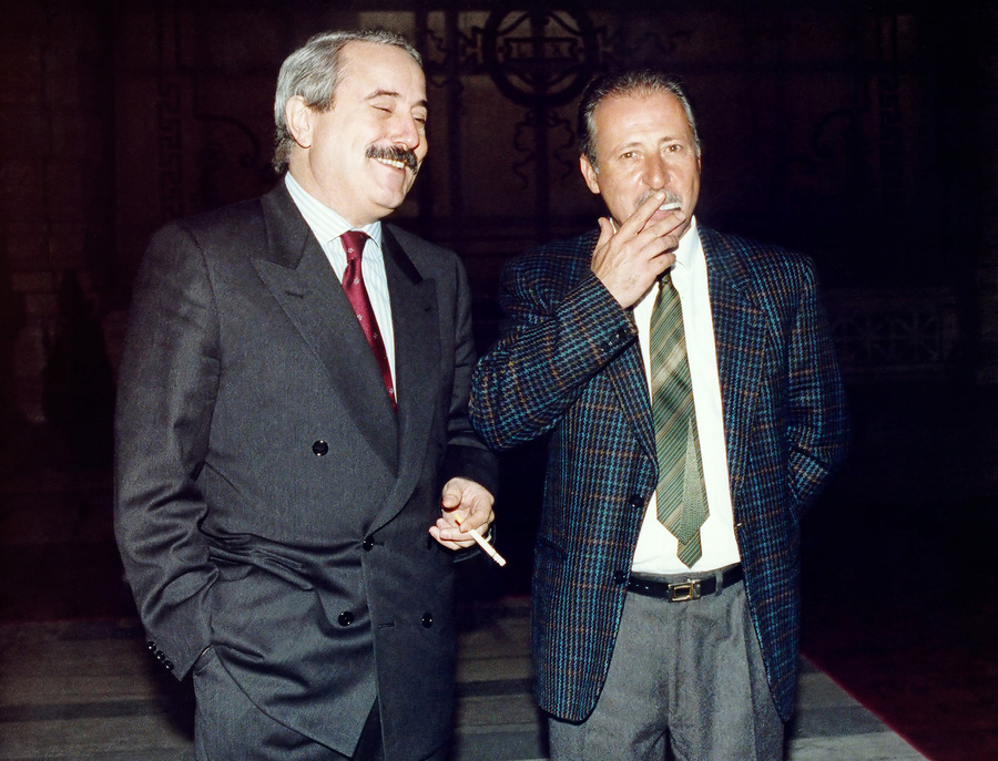 I giudici Giovanni Falcone e Paolo Borsellino fotografati a Roma in occasione dell’inaugurazione dell’anno giudiziario © Ansa