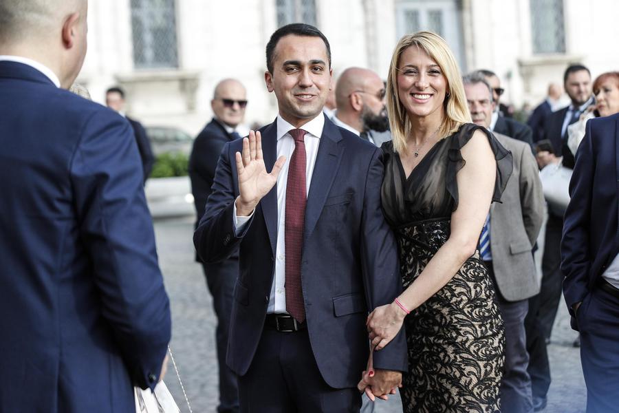 Di Maio e fidanzata al ricevimento per la festa della Repubblica © Ansa