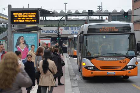 Scioperi: in corso protesta trasporto pubblico locale