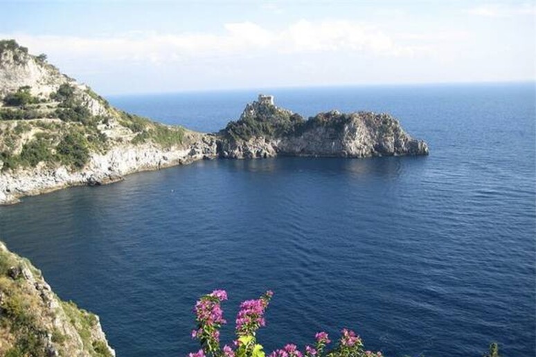 La costiera amalfitana - RIPRODUZIONE RISERVATA