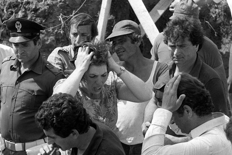 La tragedia del piccolo Alfredino Rampi il 13 giugno del 1981 - RIPRODUZIONE RISERVATA