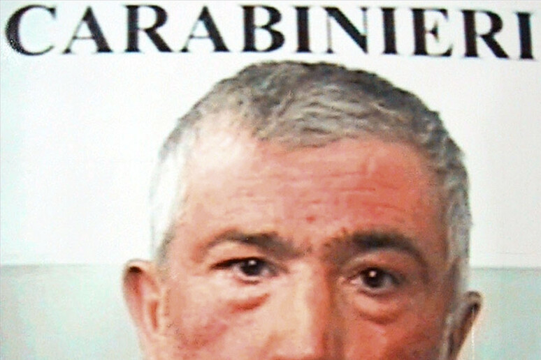 - RIPRODUZIONE RISERVATA