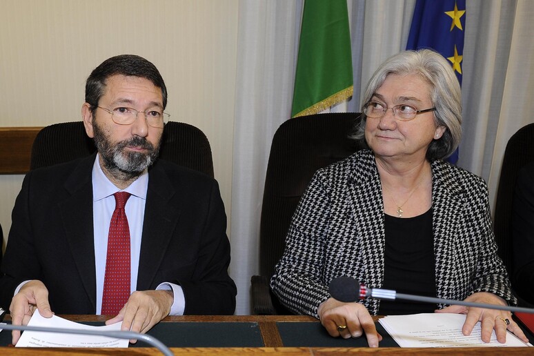 - RIPRODUZIONE RISERVATA