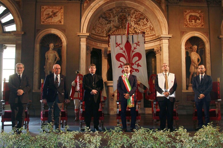 - RIPRODUZIONE RISERVATA
