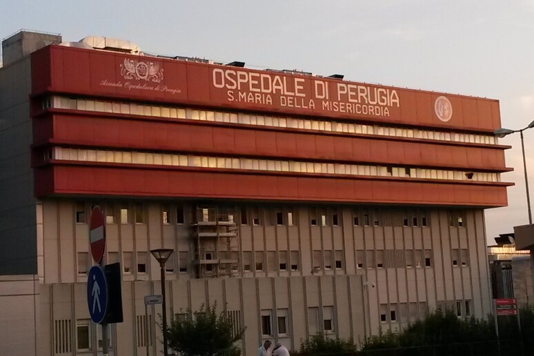 - RIPRODUZIONE RISERVATA