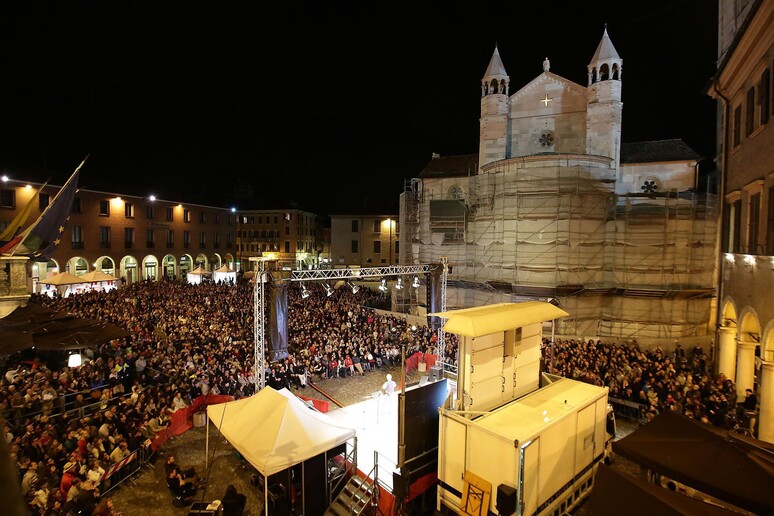 Un 'immagine del Festival Filosofia - RIPRODUZIONE RISERVATA