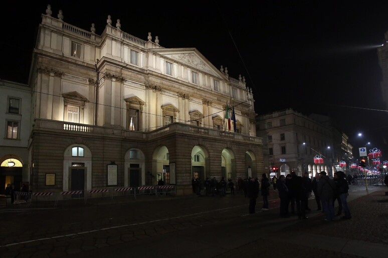 SCALA: PARTERRE REALE PER BUTTERFLY, DA JUAN CARLOS A 007 - RIPRODUZIONE RISERVATA