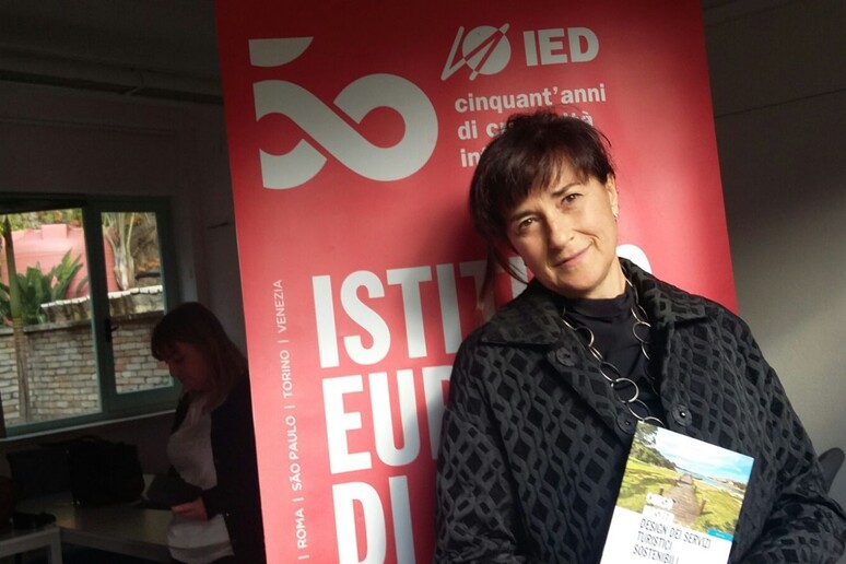 - RIPRODUZIONE RISERVATA