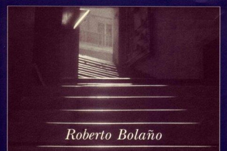 La copertina del libro di Roberto Bolano  'Notturno cileno ' - RIPRODUZIONE RISERVATA