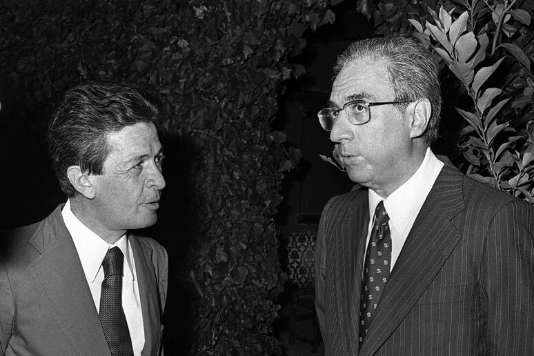 - RIPRODUZIONE RISERVATA