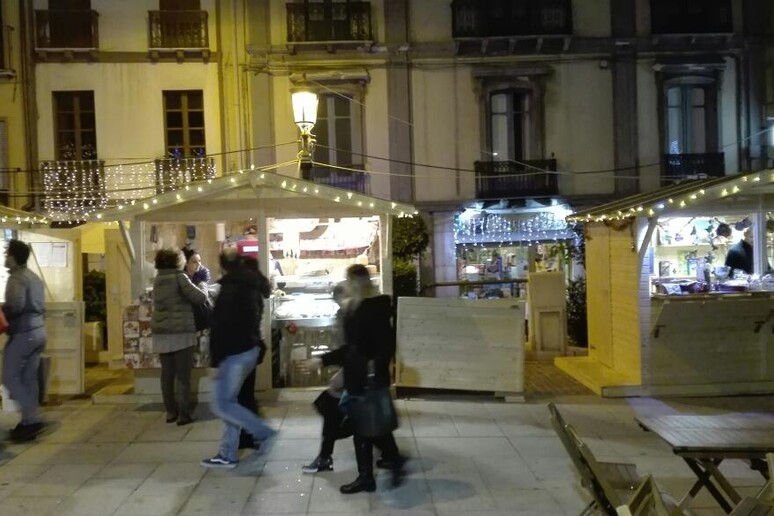 - RIPRODUZIONE RISERVATA