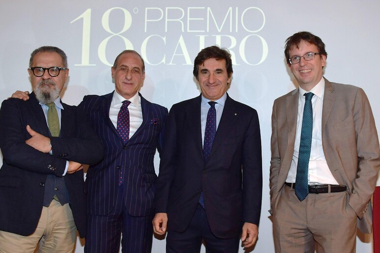 - RIPRODUZIONE RISERVATA
