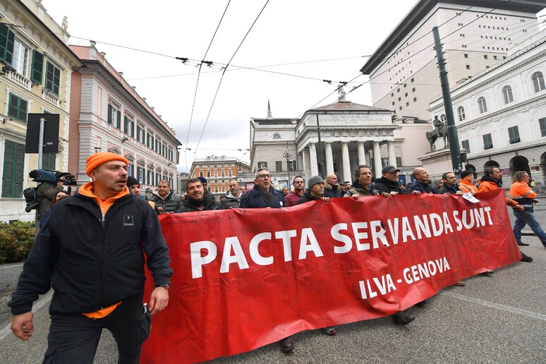 - RIPRODUZIONE RISERVATA