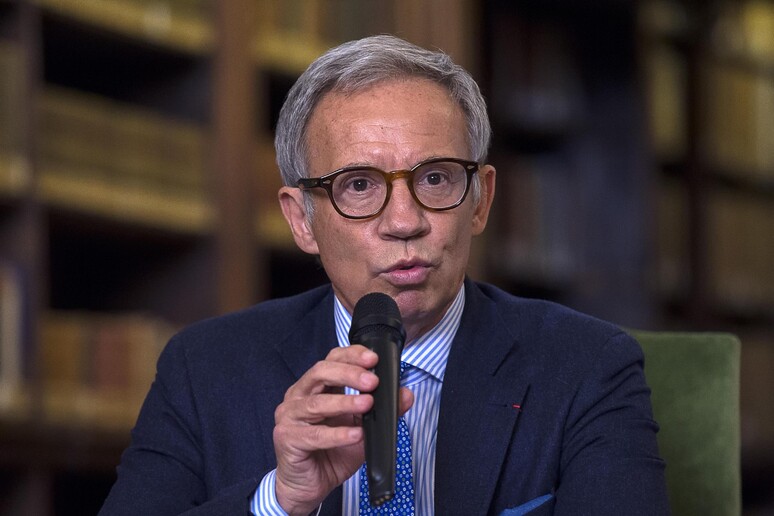 - RIPRODUZIONE RISERVATA