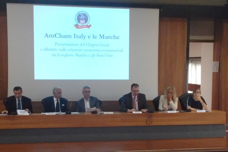- RIPRODUZIONE RISERVATA