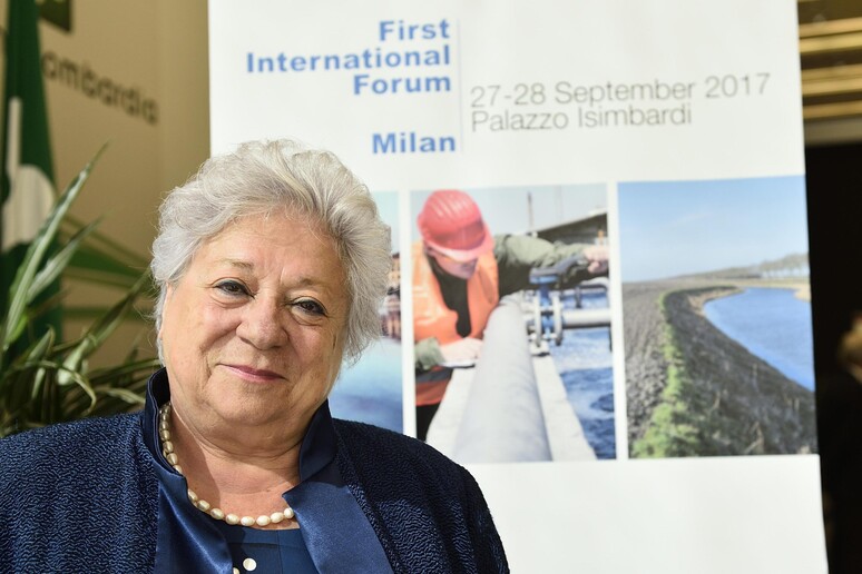 - RIPRODUZIONE RISERVATA