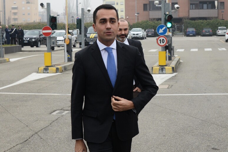 - RIPRODUZIONE RISERVATA