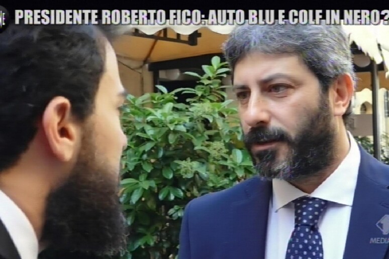- RIPRODUZIONE RISERVATA