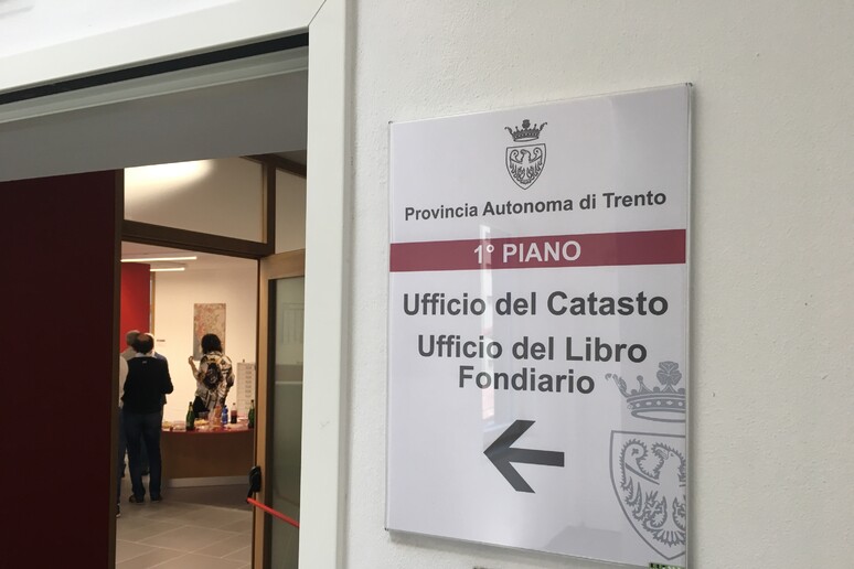 - RIPRODUZIONE RISERVATA