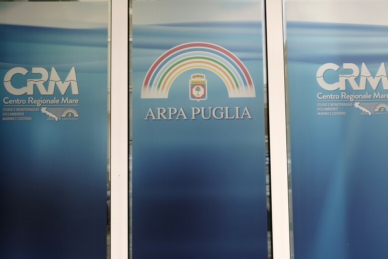 - RIPRODUZIONE RISERVATA