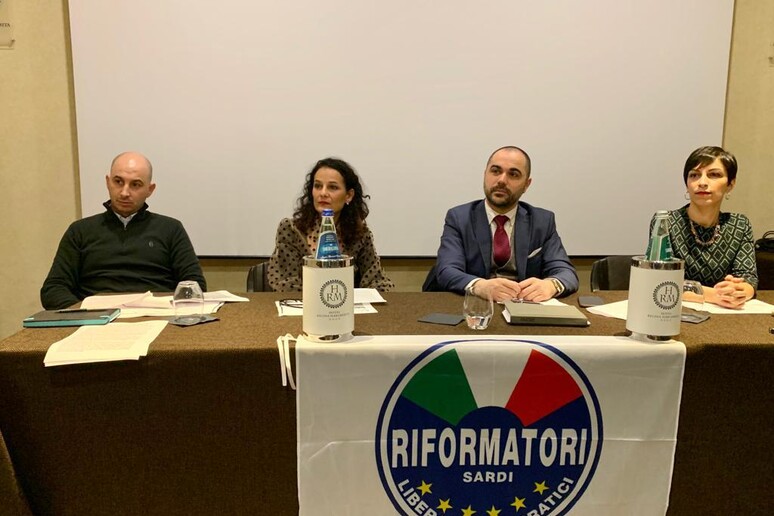 - RIPRODUZIONE RISERVATA