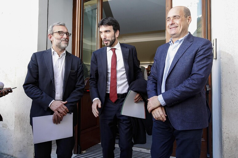 I candidati alle primarie del PD Roberto Giachetti (s), Maurizio Martina e Nicola Zingaretti - RIPRODUZIONE RISERVATA