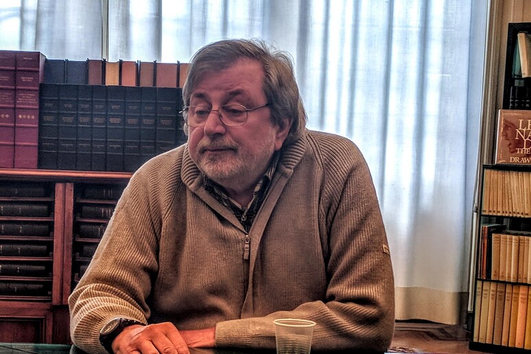 - RIPRODUZIONE RISERVATA