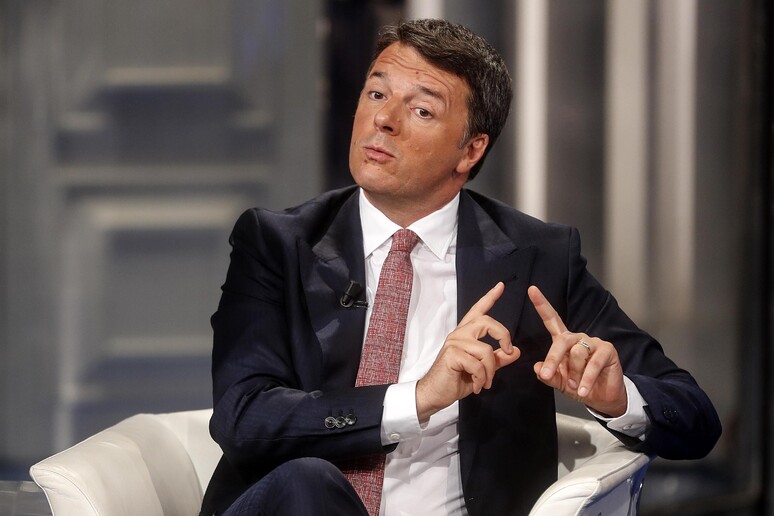 - RIPRODUZIONE RISERVATA