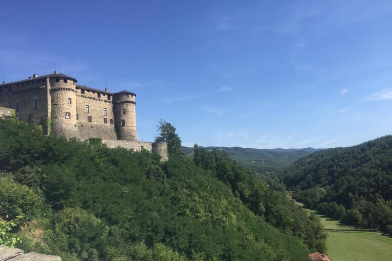 - RIPRODUZIONE RISERVATA
