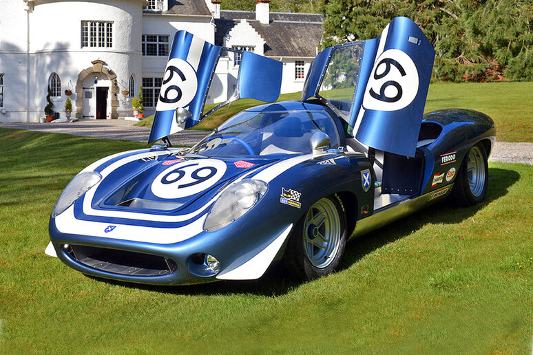 Ecurie Ecosse LM69 supercar V12 in perfetto stile Anni  '60 - RIPRODUZIONE RISERVATA