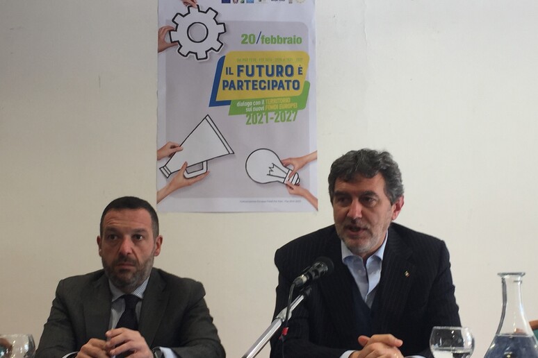 - RIPRODUZIONE RISERVATA