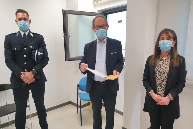 - RIPRODUZIONE RISERVATA