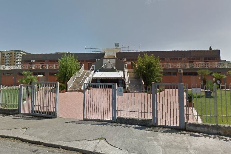 - RIPRODUZIONE RISERVATA