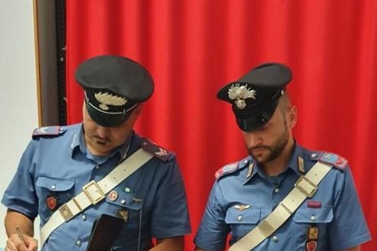 - RIPRODUZIONE RISERVATA