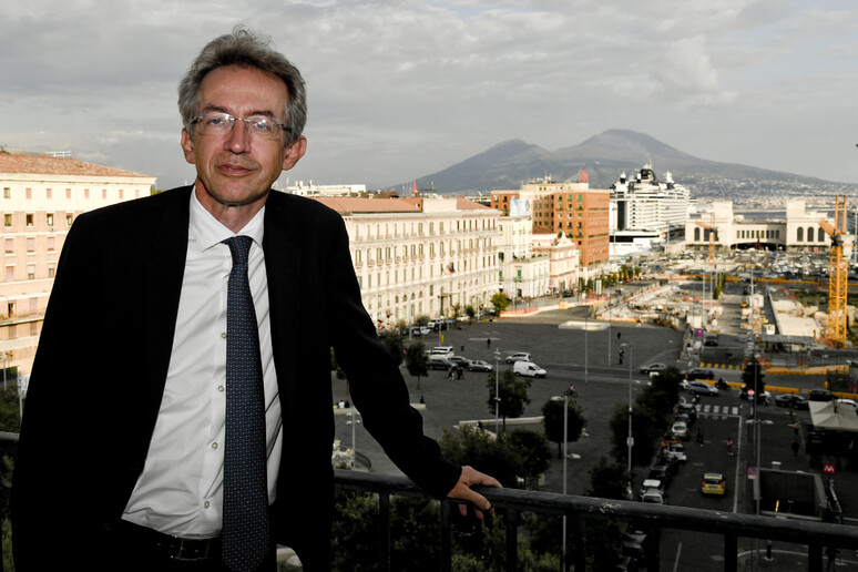 - RIPRODUZIONE RISERVATA