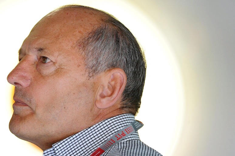 - RIPRODUZIONE RISERVATA