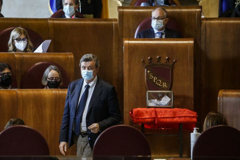 - RIPRODUZIONE RISERVATA