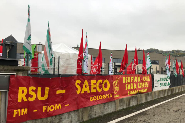 - RIPRODUZIONE RISERVATA