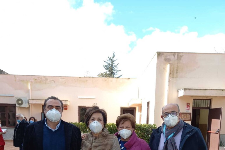 - RIPRODUZIONE RISERVATA