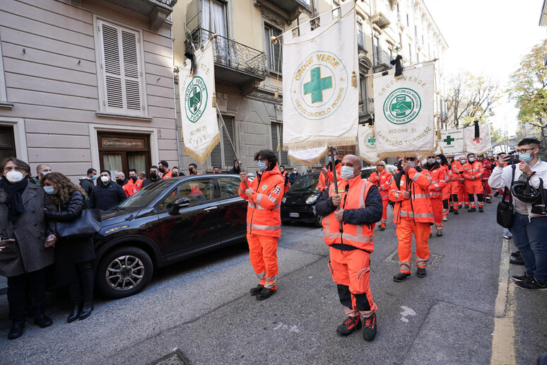 - RIPRODUZIONE RISERVATA