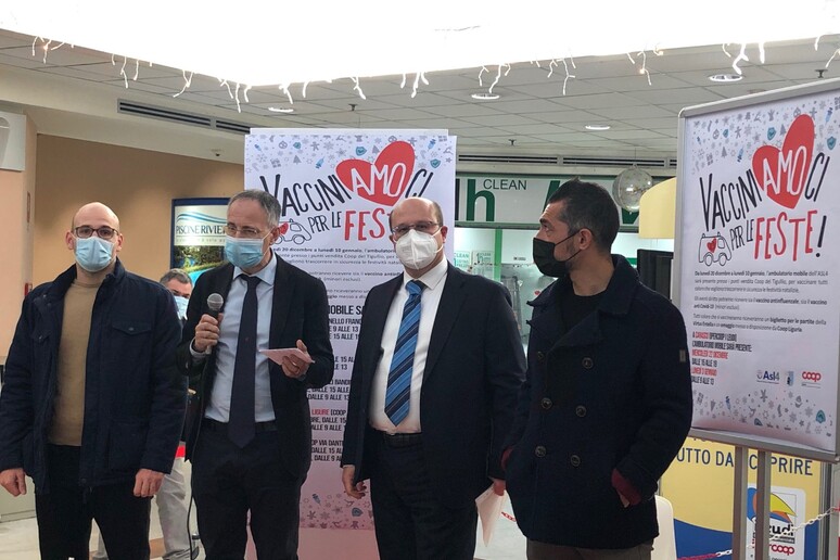 - RIPRODUZIONE RISERVATA