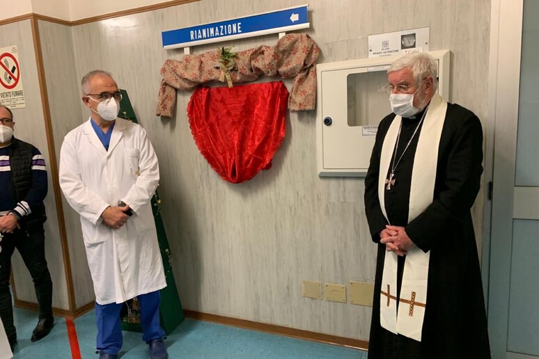 - RIPRODUZIONE RISERVATA