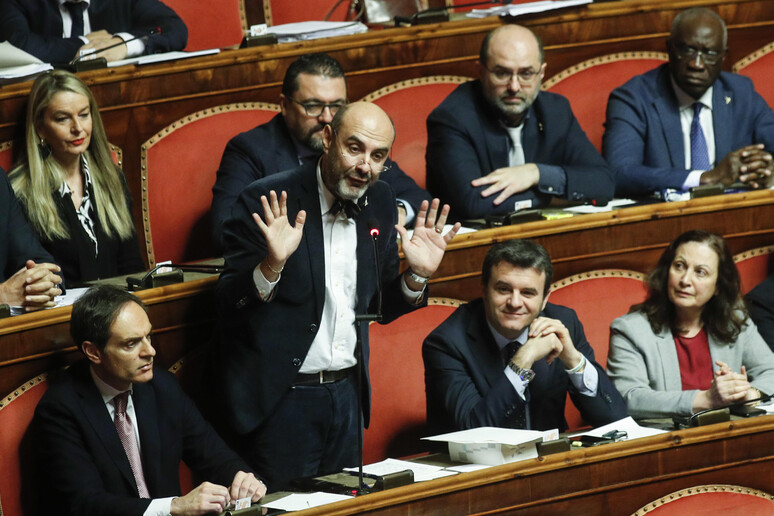 Il Senatore Pillon in una foto d 'archivio - RIPRODUZIONE RISERVATA